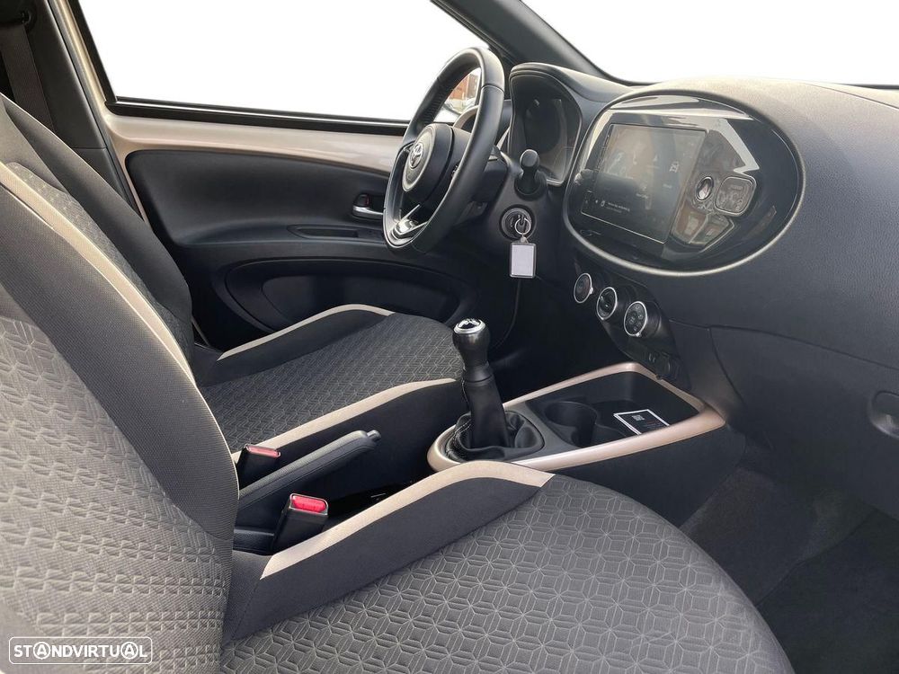 Toyota Aygo X 1.0 Pulse - 6