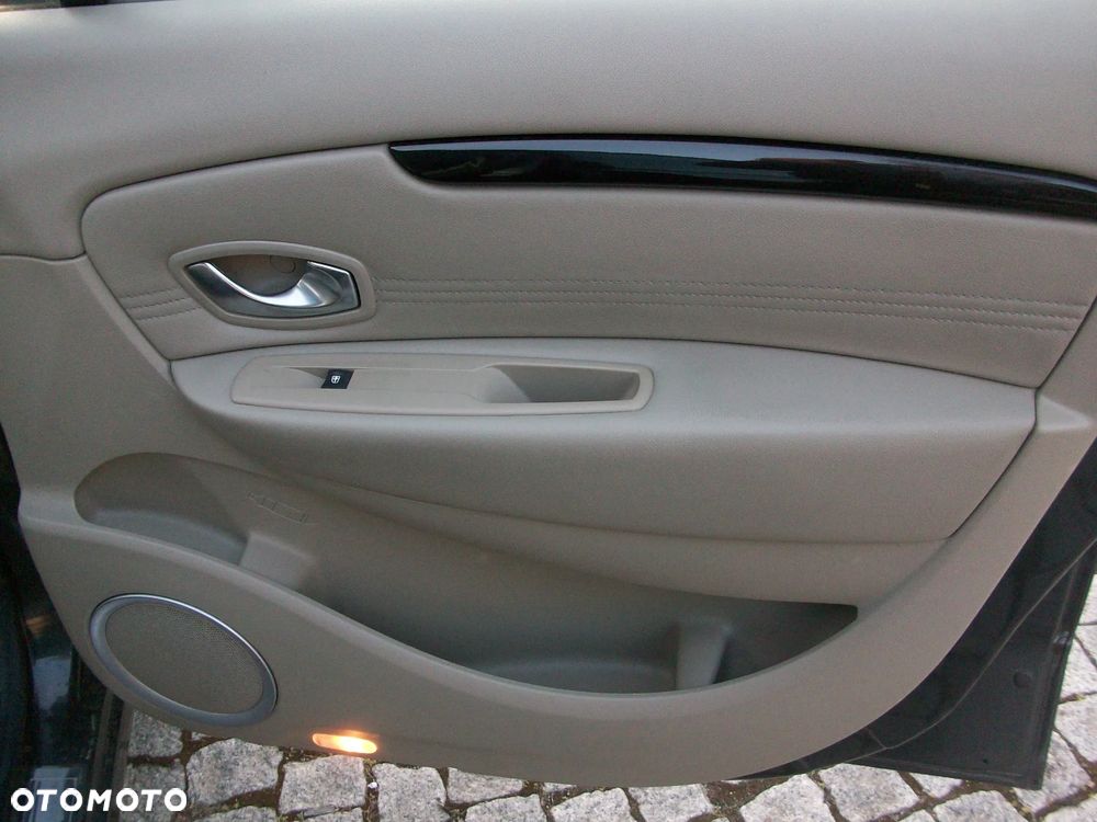 Renault Grand Scenic Gr 2.0 16V Privilege CVT - 13