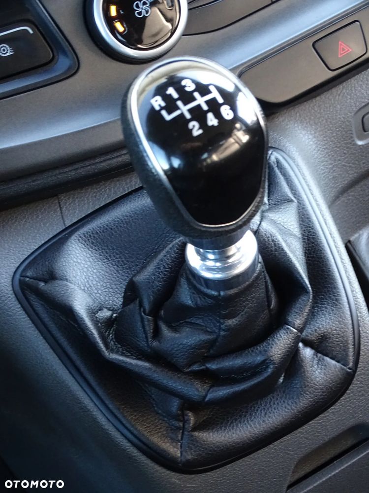 Ford Transit - 21