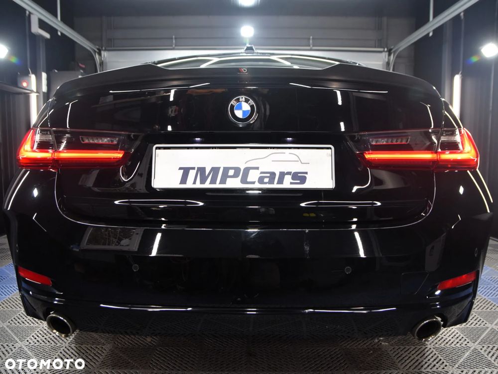 BMW Seria 3 318i - 11