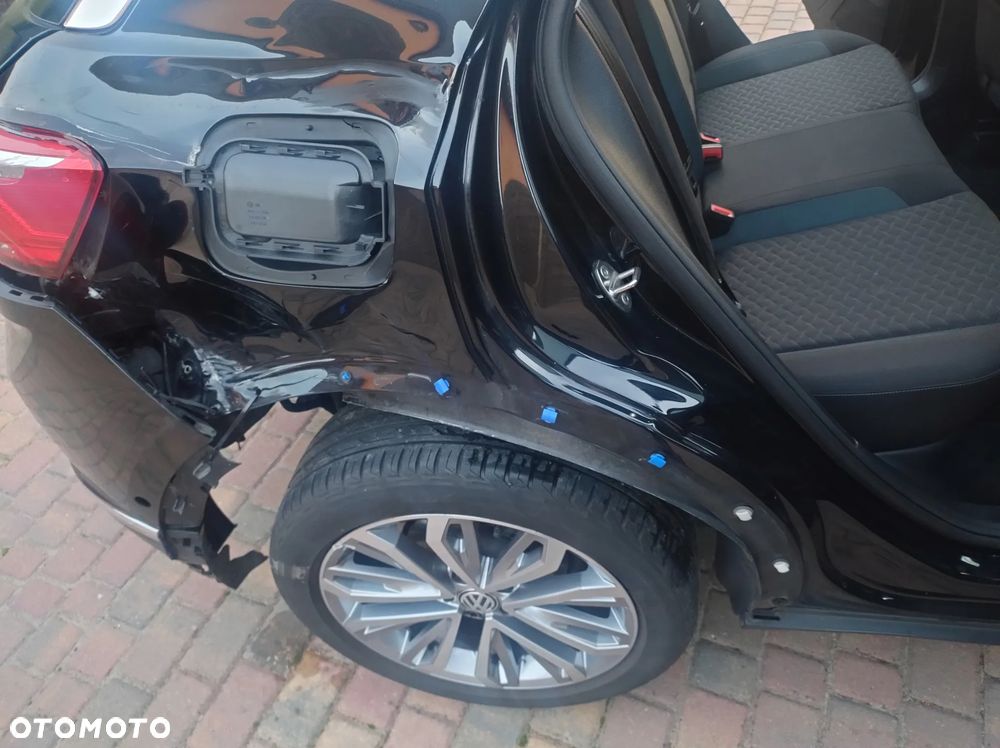 Volkswagen T-Roc 2.0 TDI SCR DSG IQ.DRIVE - 18