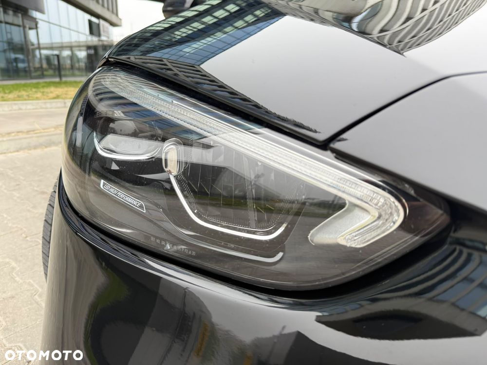 Mercedes-Benz Klasa C 300 4Matic 9G-TRONIC AMG Line - 11