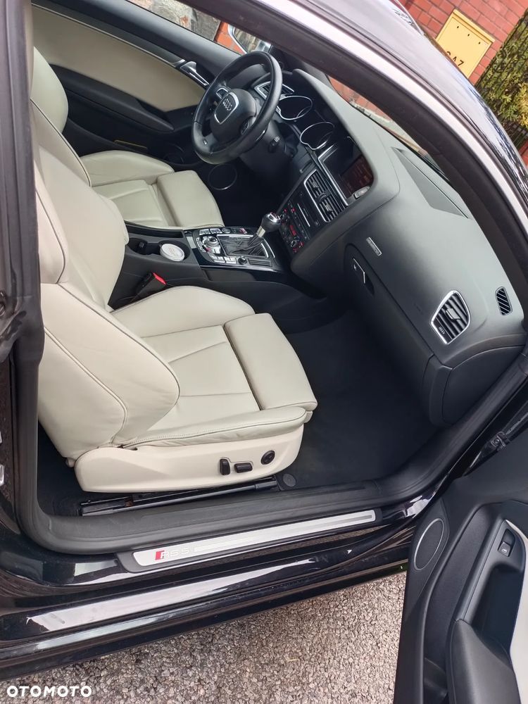 Audi RS5 Coupé S tronic - 11