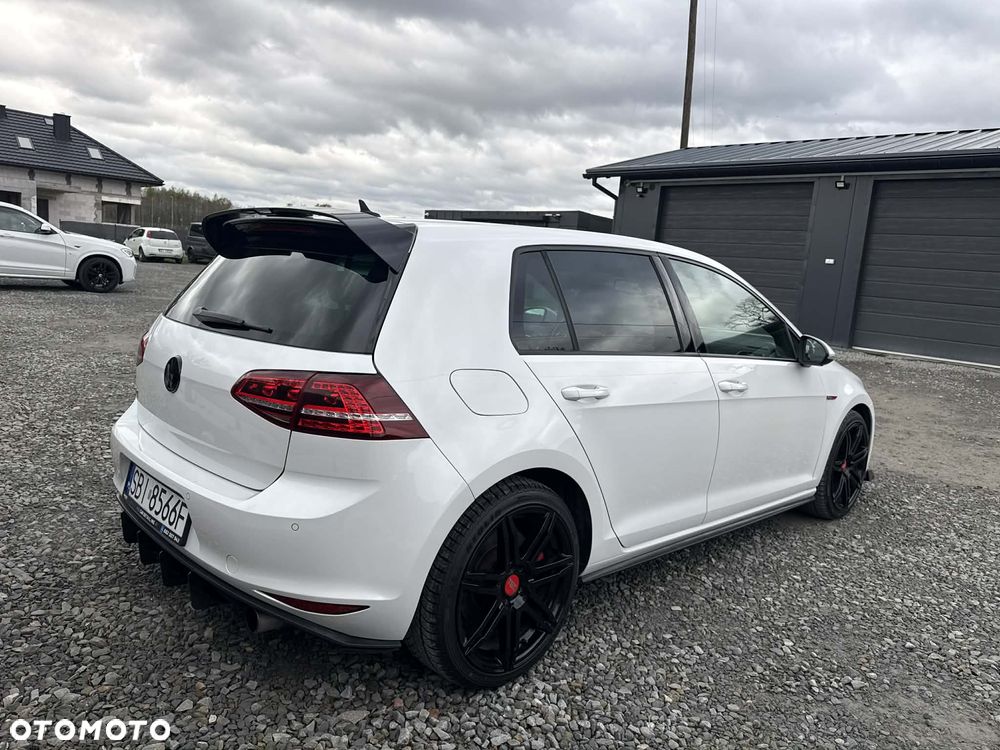 Volkswagen Golf GTI Performance BlueMotion Technology DSG - 7
