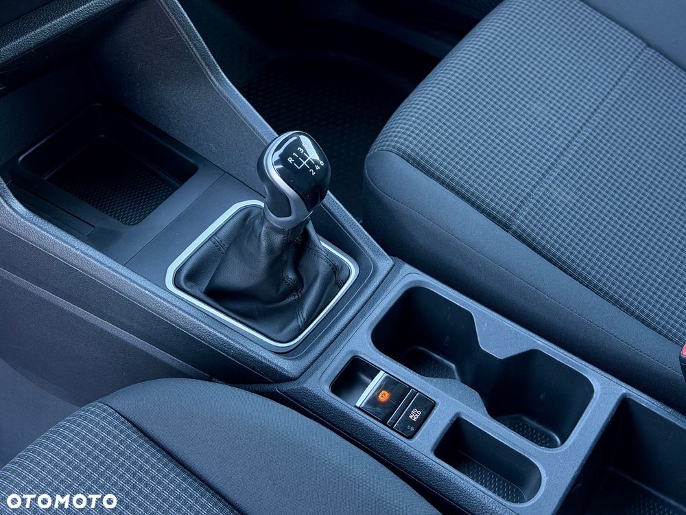 Volkswagen Caddy - 11