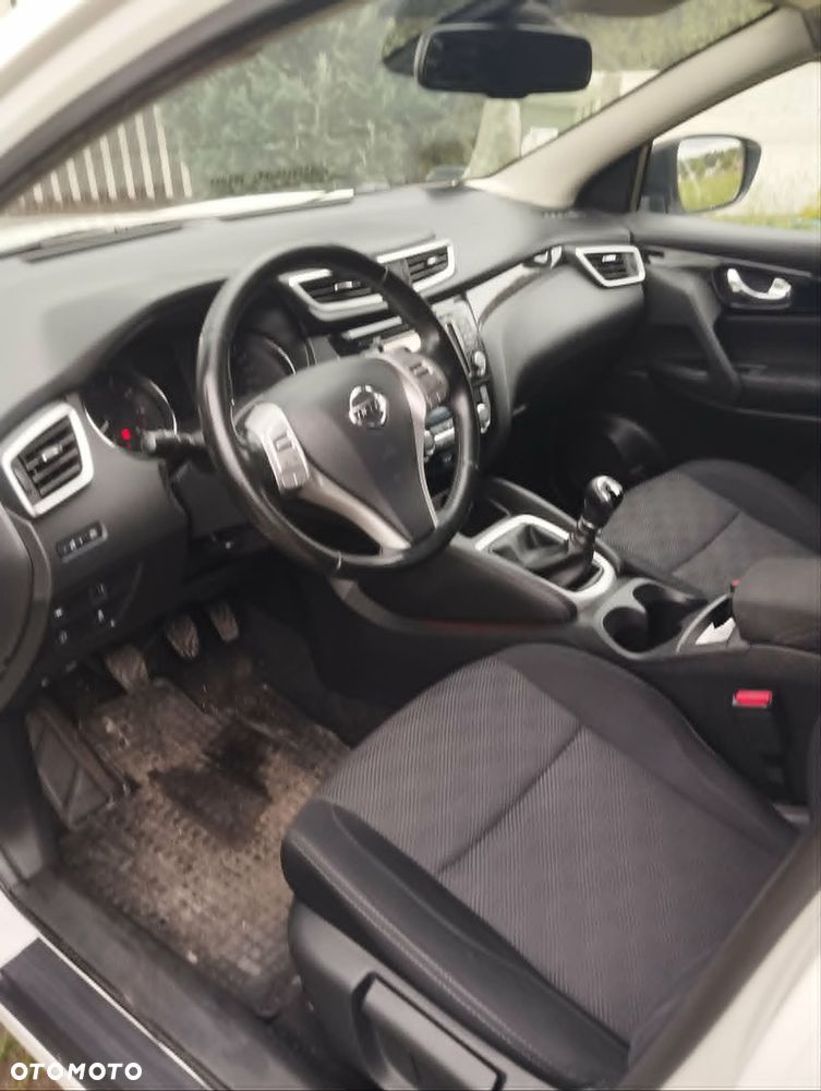 Nissan Qashqai 1.2 DIG-T N-Connecta EU6 - 7
