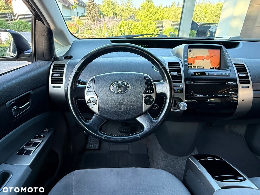 Toyota Prius 1.5 VVT-i Sol - 21