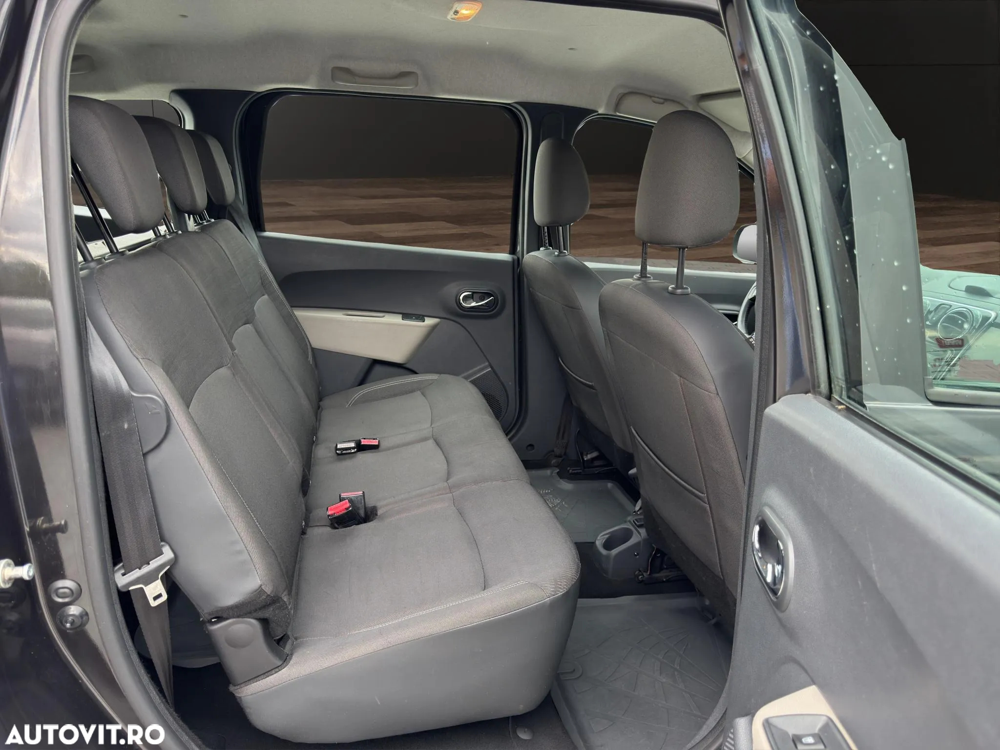 Dacia Lodgy - 13