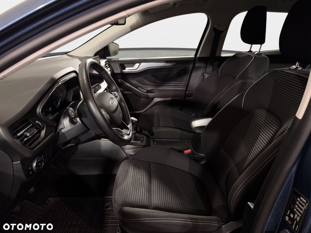 Ford Focus - 13