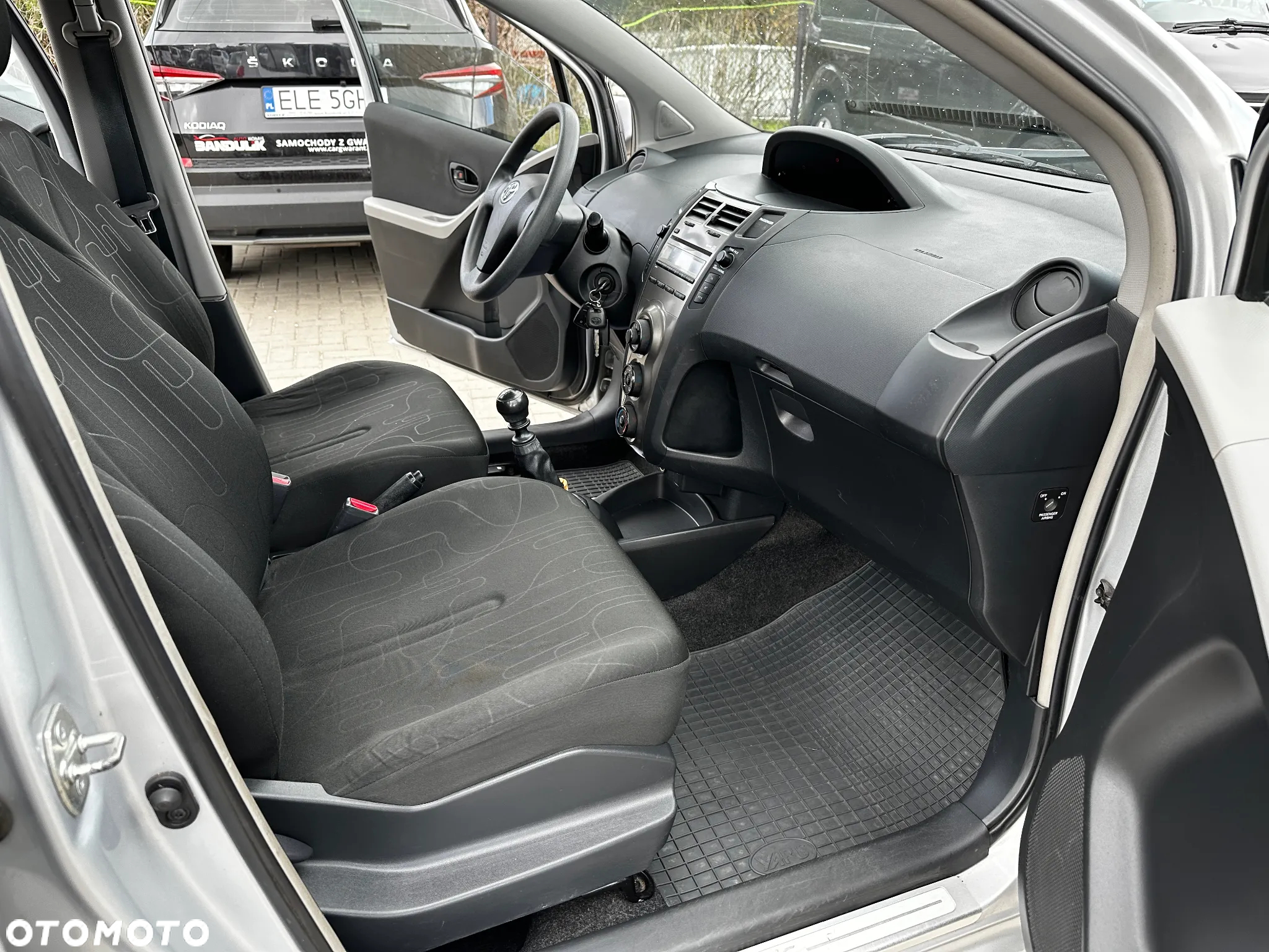 Toyota Yaris - 20