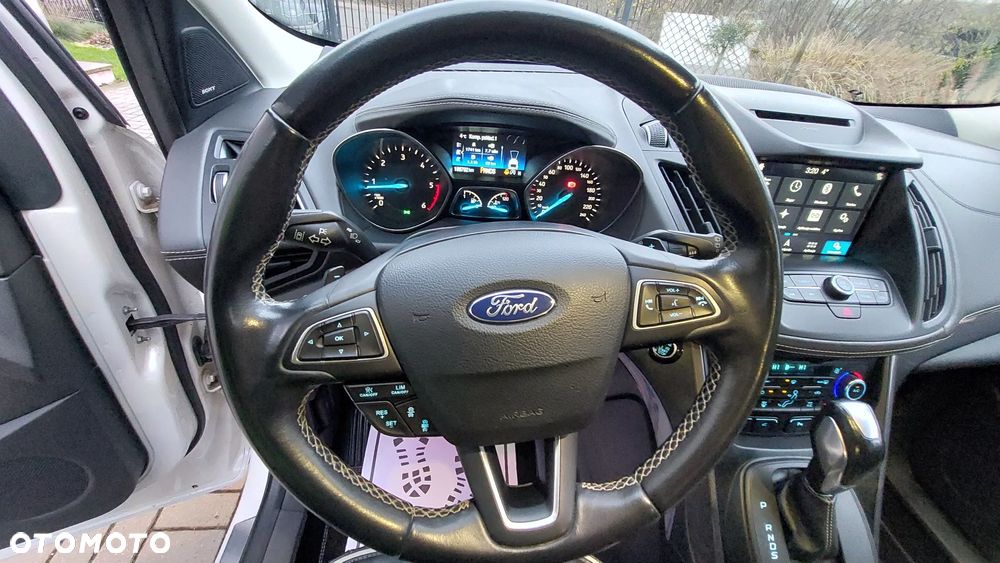 Ford Kuga 2.0 TDCi 4x4 Vignale - 19