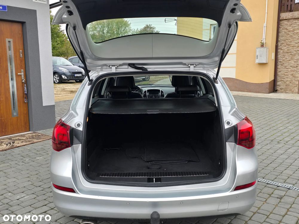 Opel Astra 1.4 Turbo Cosmo - 17