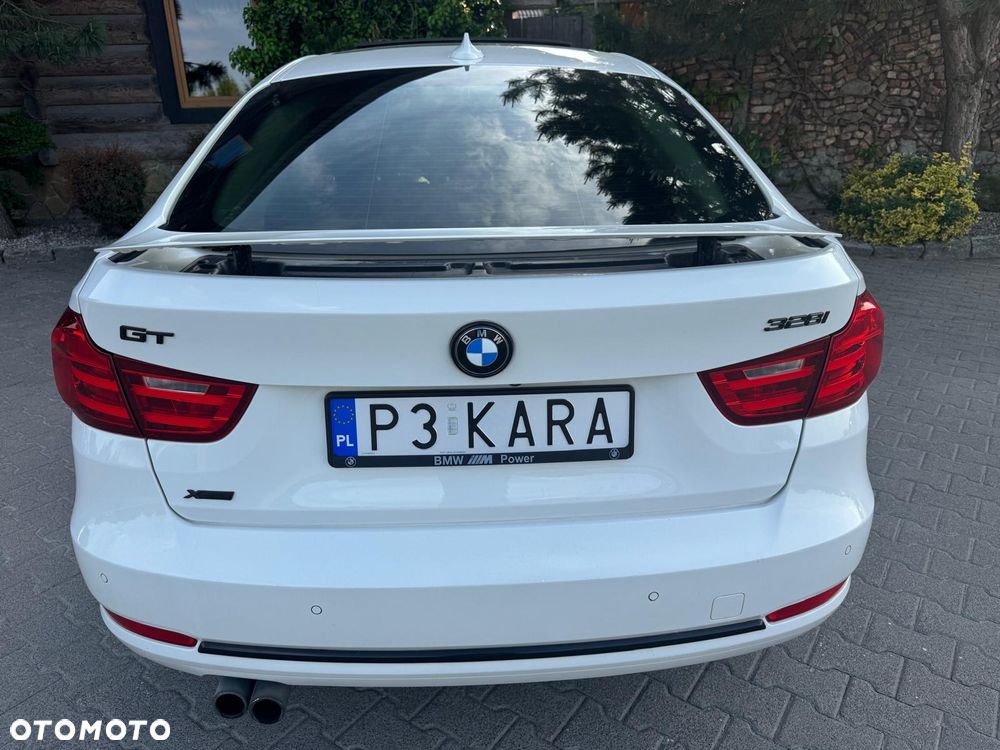 BMW 3GT 328i xDrive - 10