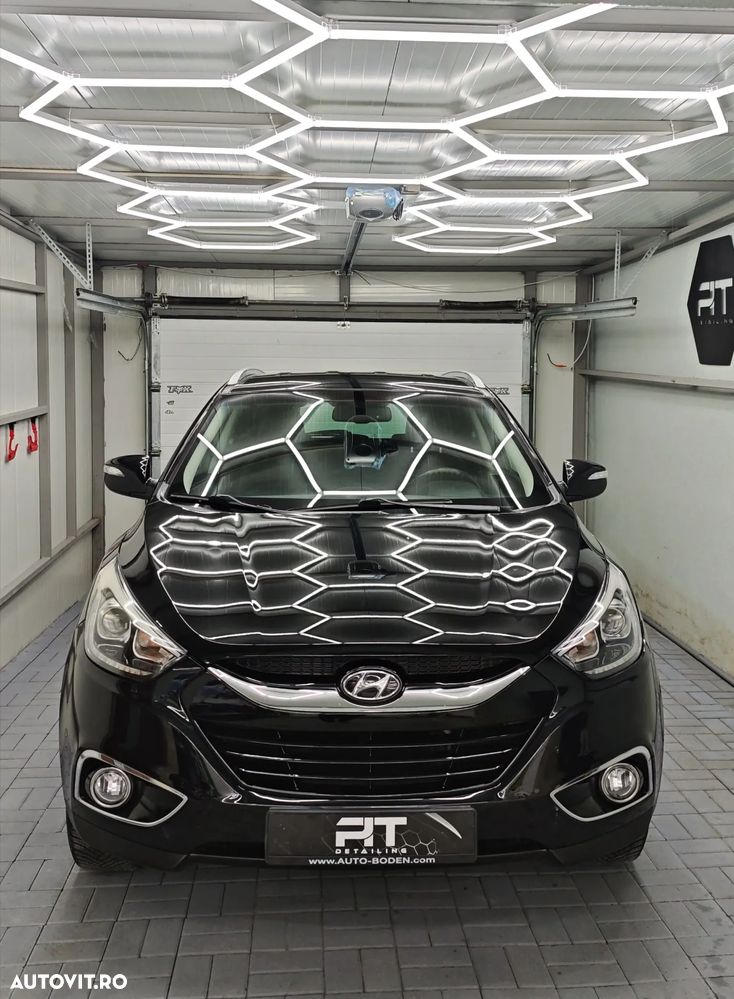 Hyundai ix35 2.0 CRDI 4WD Premium - 1