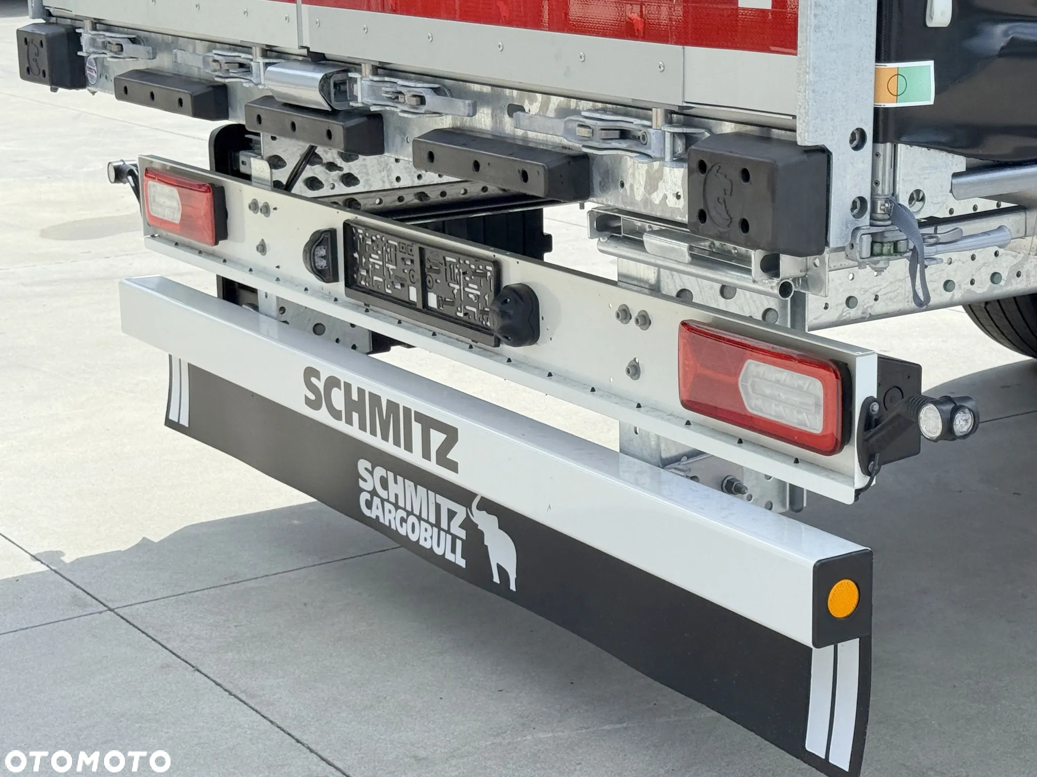 Schmitz Cargobull VARIOS + SKRZYNKA - 23