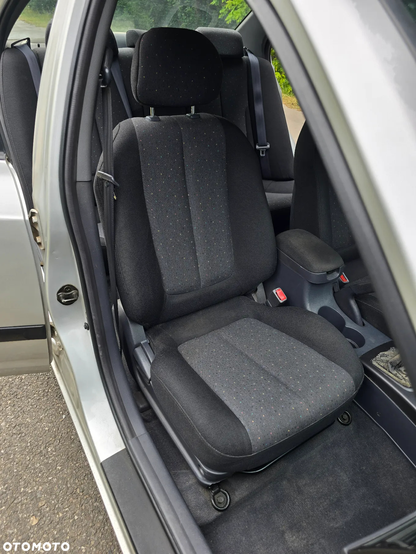 Hyundai Elantra 2.0 GLS - 21