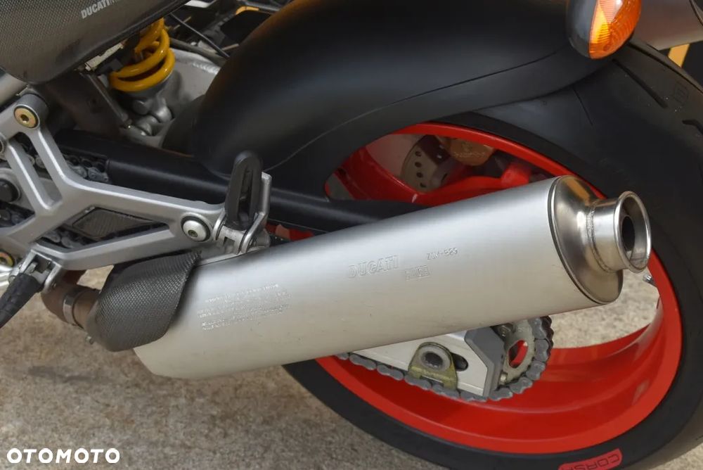 Ducati Monster - 18