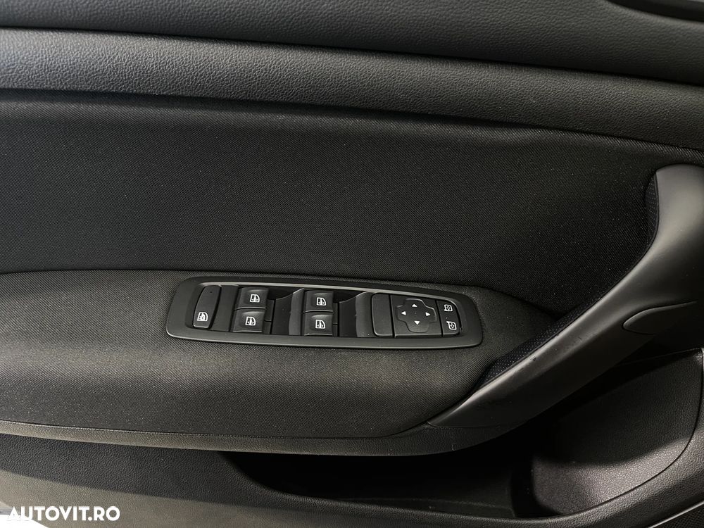 Renault Megane TCe 140 EDC GPF Equilibre - 18