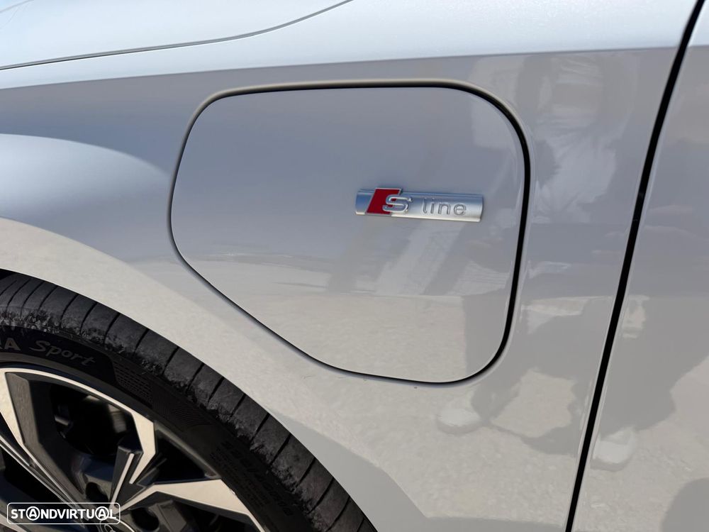 Audi A3 Sportback 40 TFSIe S tronic S line - 8