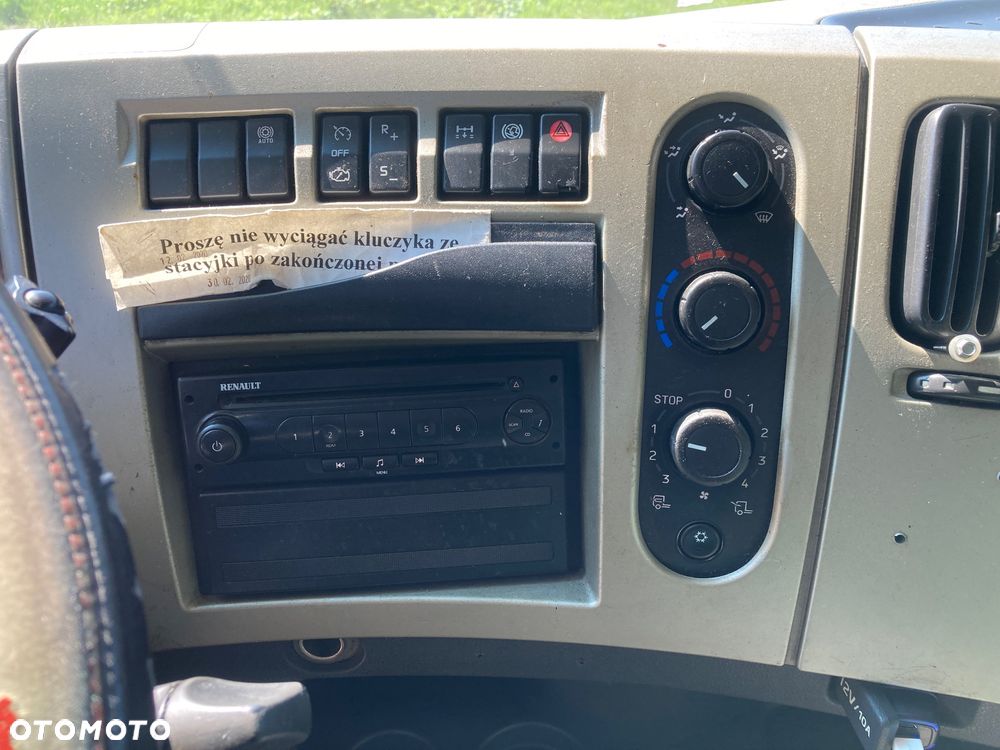 Renault Premium - 14