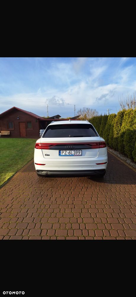Audi Q8 55 TFSI quattro tiptronic - 4