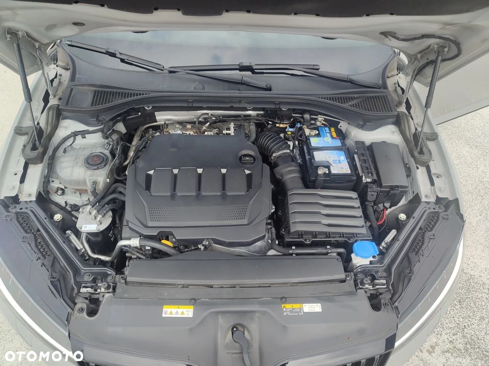 Skoda Superb 2.0 TDI SCR Sportline DSG - 34