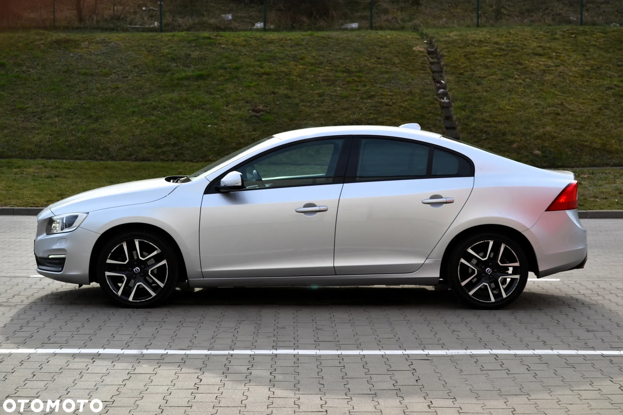 Volvo S60 D3 Drive-E Summum - 25