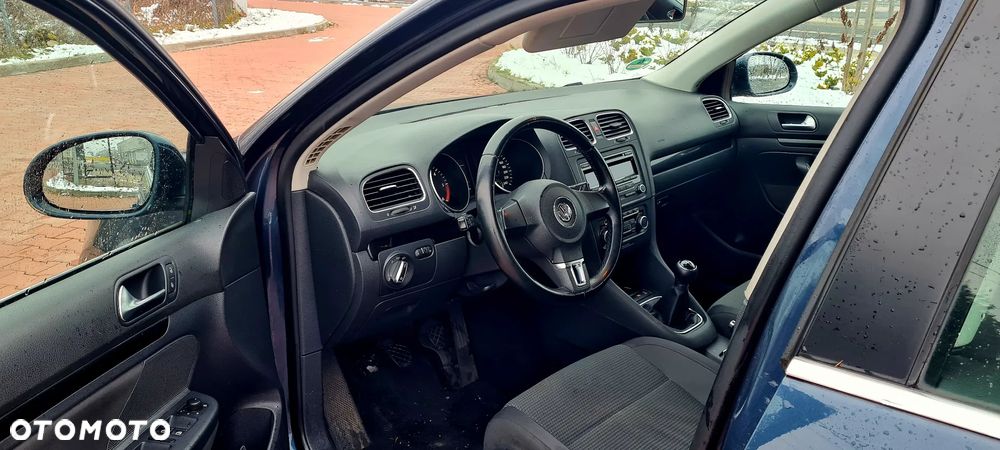 Volkswagen Golf Variant 1.6 TDI DPF Highline - 23