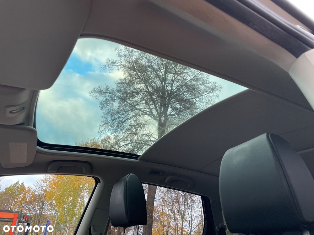 Nissan Qashqai 1.7 dCi Xtronic ALL-MODE 4x4i TEKNA+ - 12