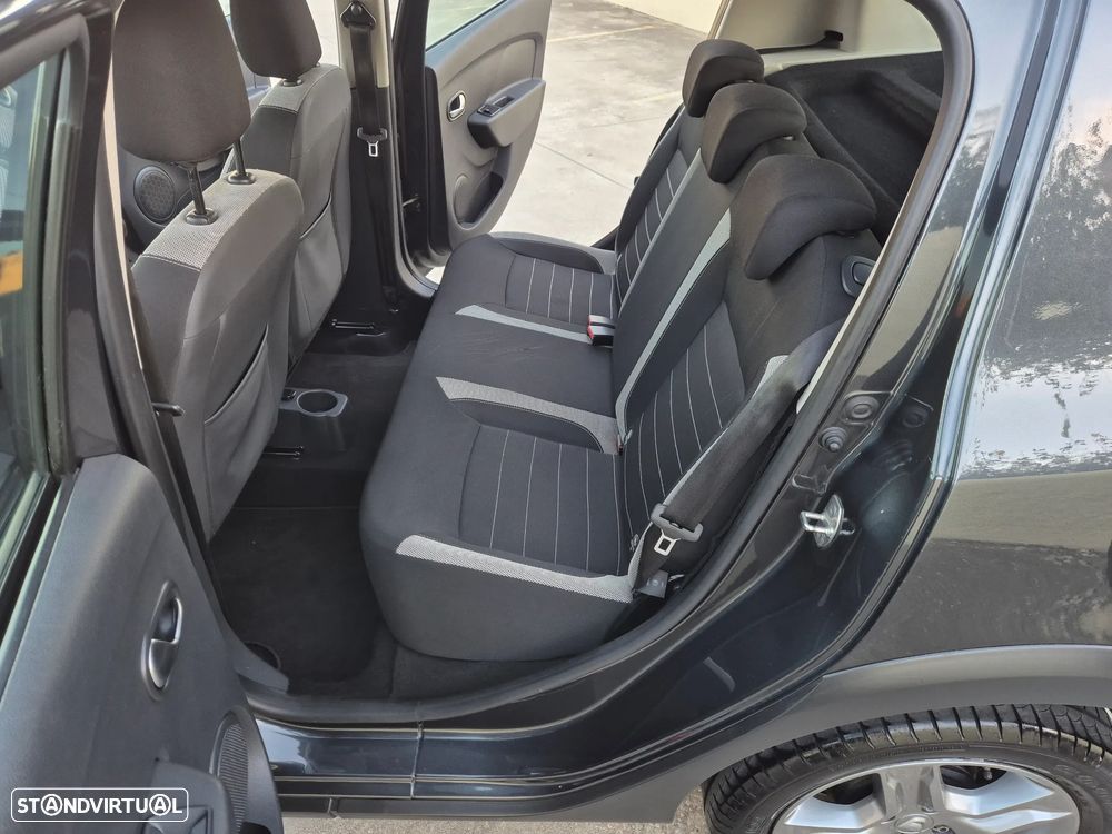 Dacia Sandero 0.9 TCe Stepway - 8
