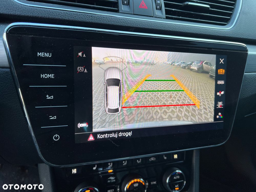 Skoda Superb 1.6 TDI DSG Ambition - 19