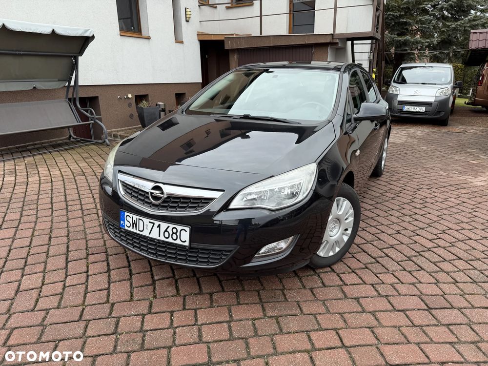 Opel Astra 1.4 Selection - 1