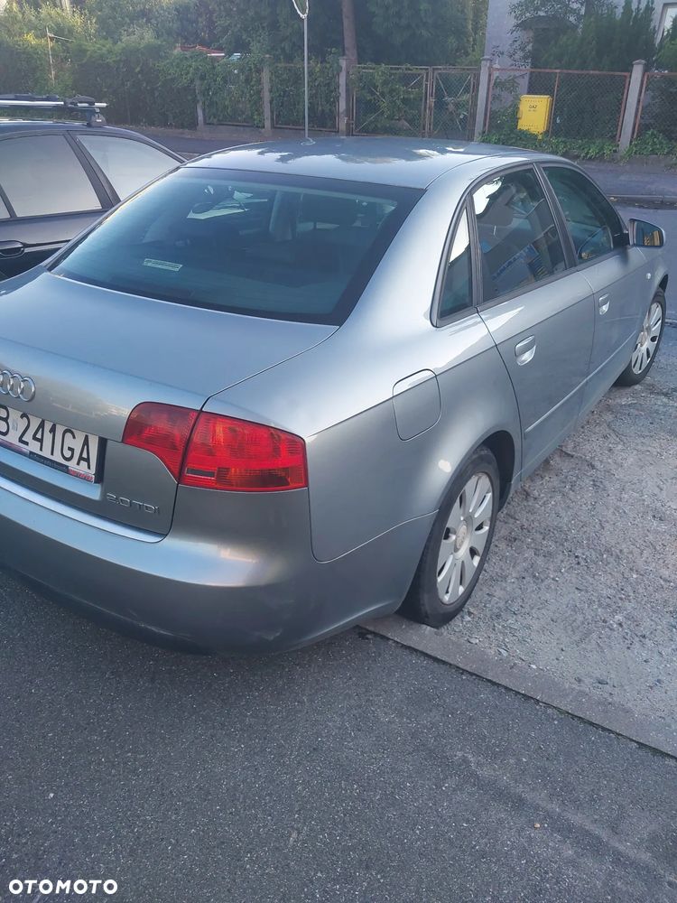 Audi A4 Avant - 1