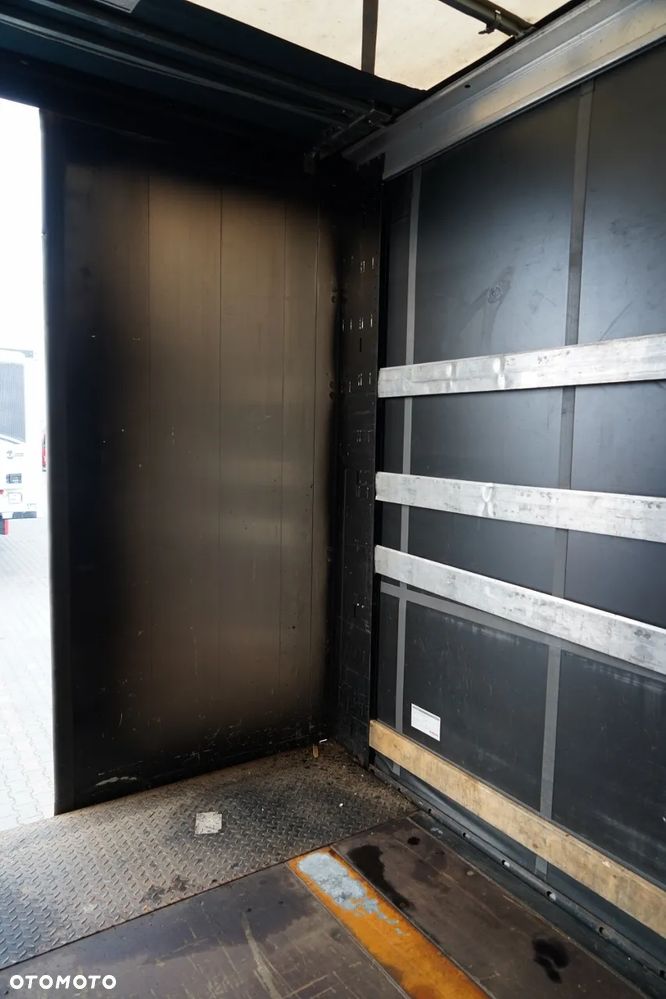 Kögel FIRANKA / STANDARD / PODNOSZONY DACH / KOSZ NA PALETY - 22