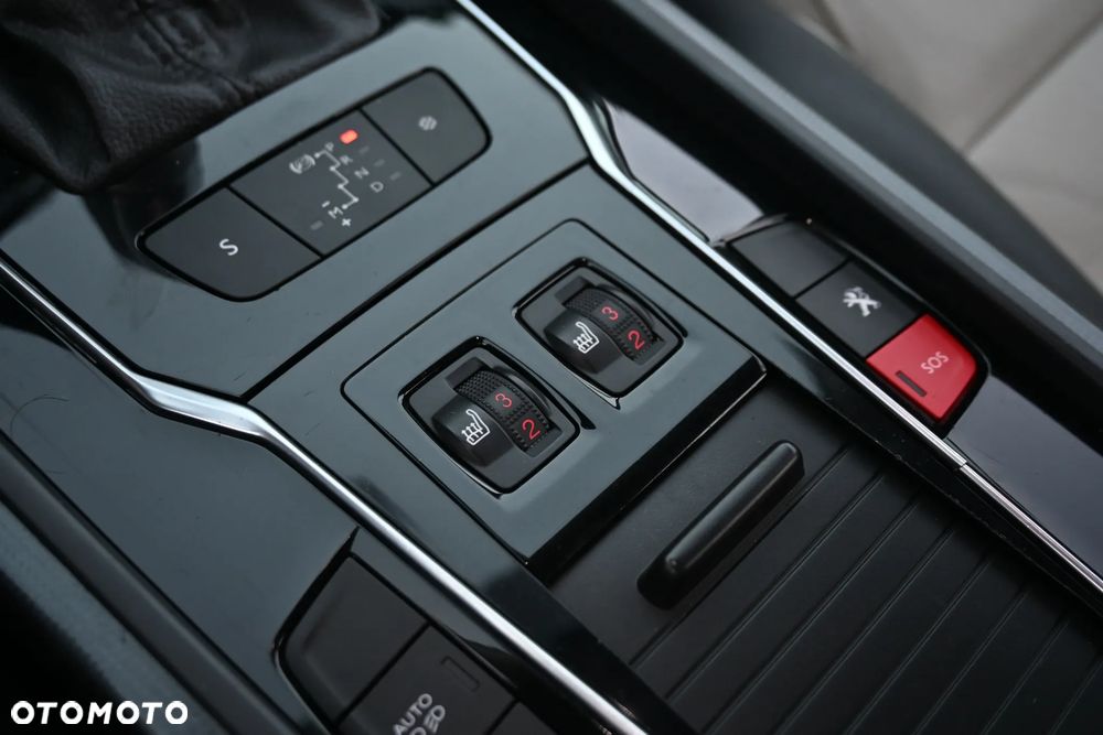 Peugeot 508 BlueHDi 180 EAT6 Stop&Start GT - 37