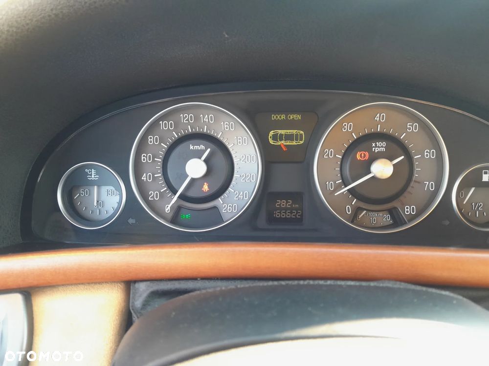 Lancia Thesis 2.0 T 20v Executive - 15