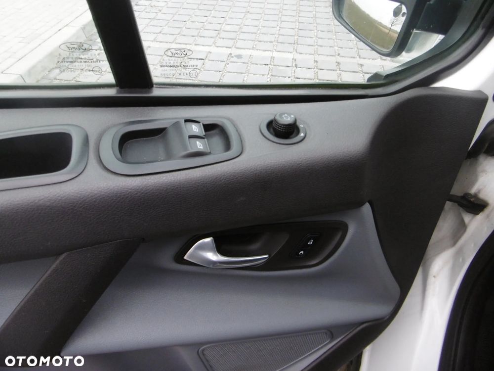 Ford Transit Custom 310 L2H1 Limited - 8