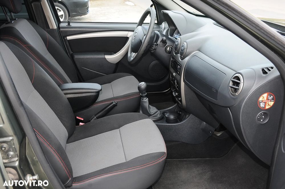 Dacia Duster 1.5 dCi 4x2 Prestige - 10