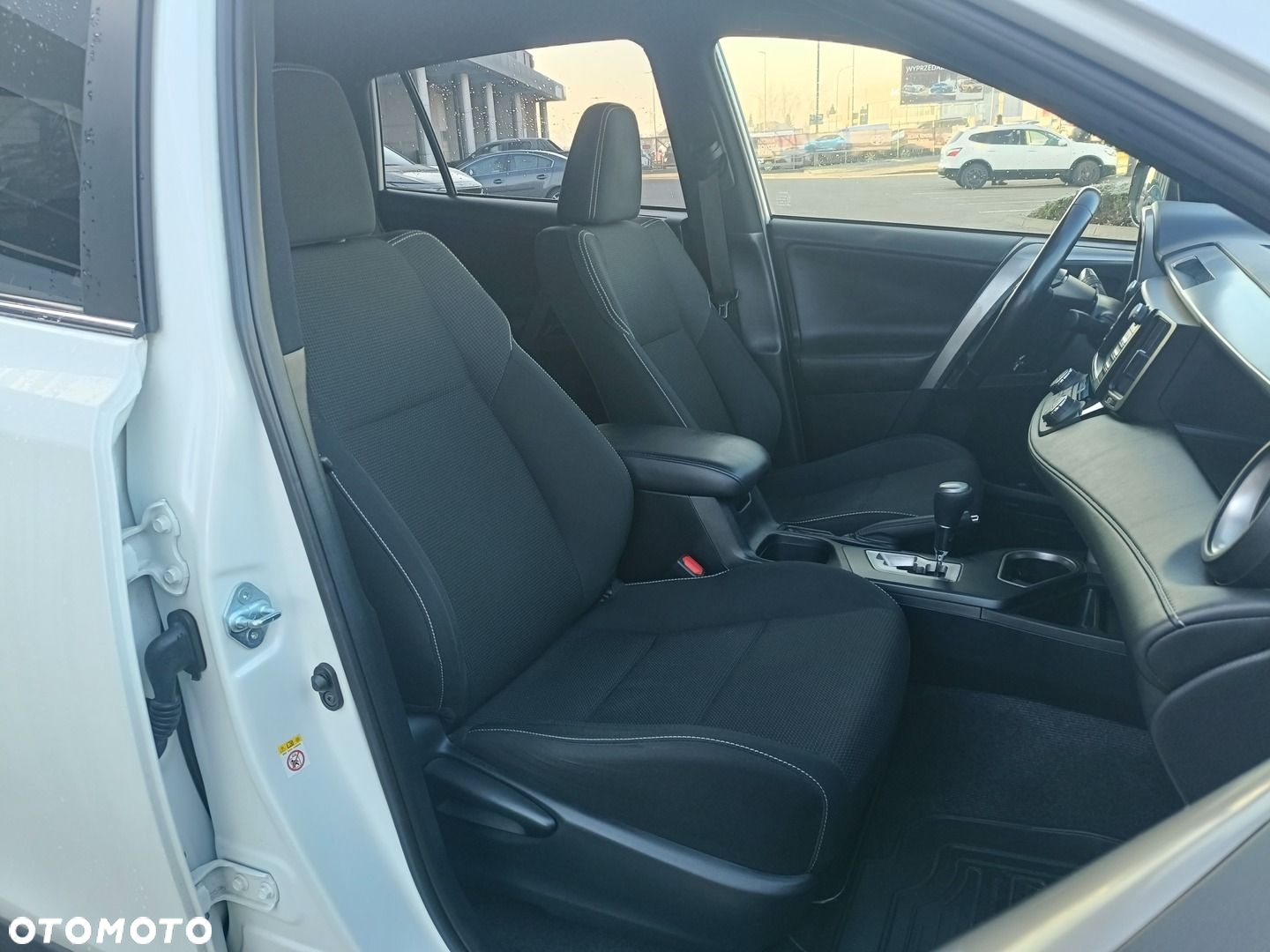 Toyota RAV4 - 17