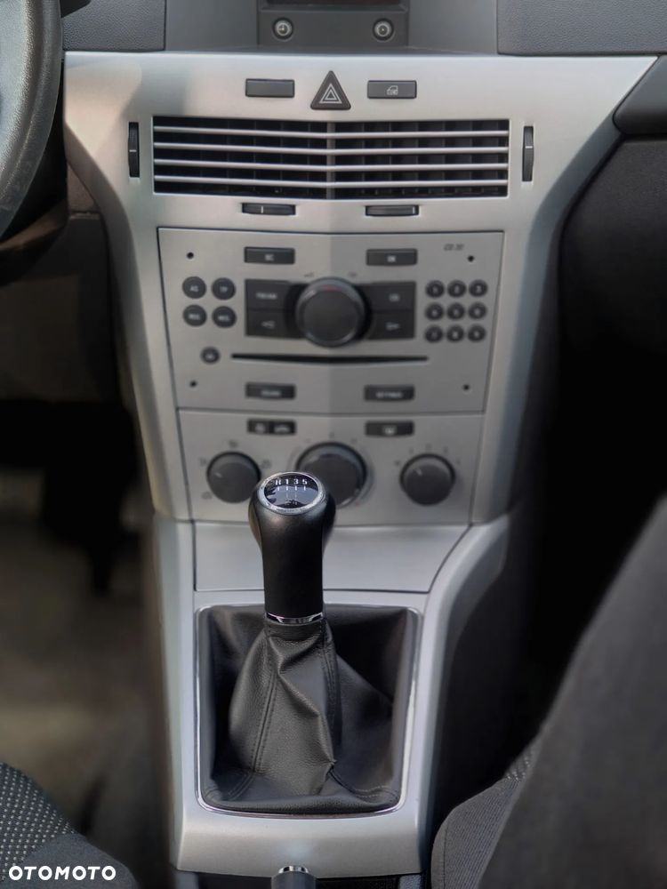 Opel Astra - 11