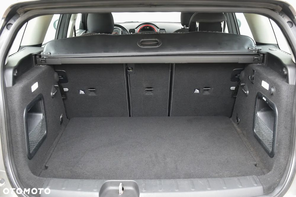 MINI Clubman Cooper D - 38