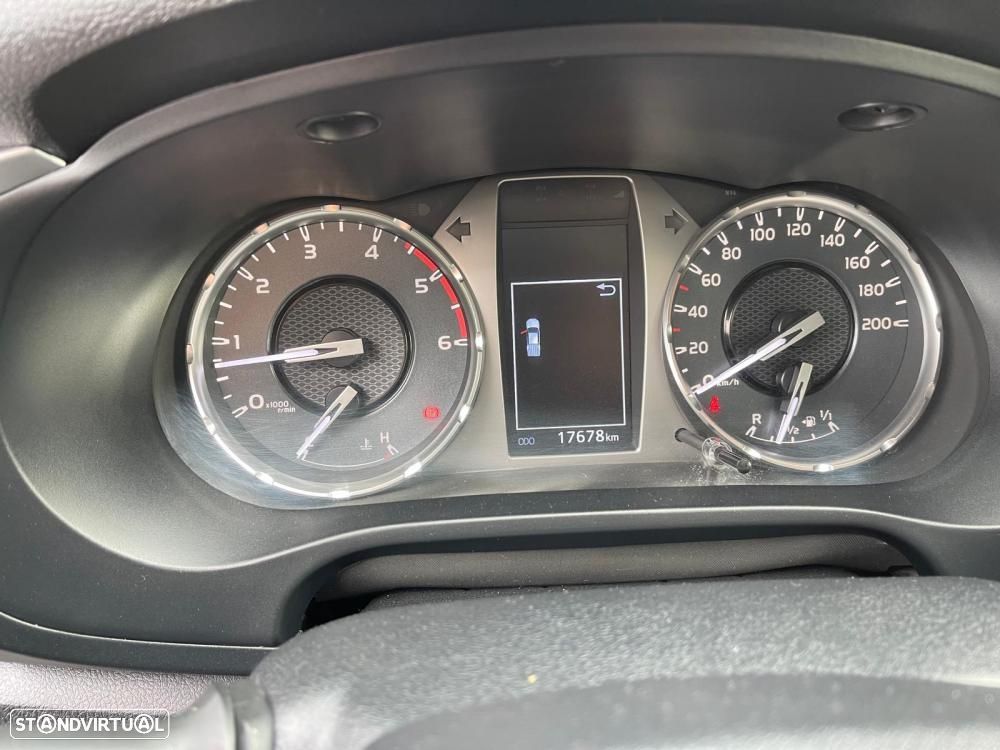 Toyota Hilux HILUX 2.4D 4WD (150CV) - 14
