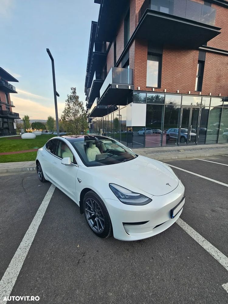 Tesla Model 3 Langstreckenbatterie Allradantrieb Dual Motor - 9