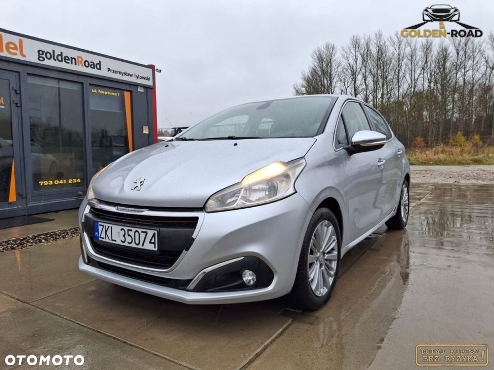 Peugeot 208 - 2