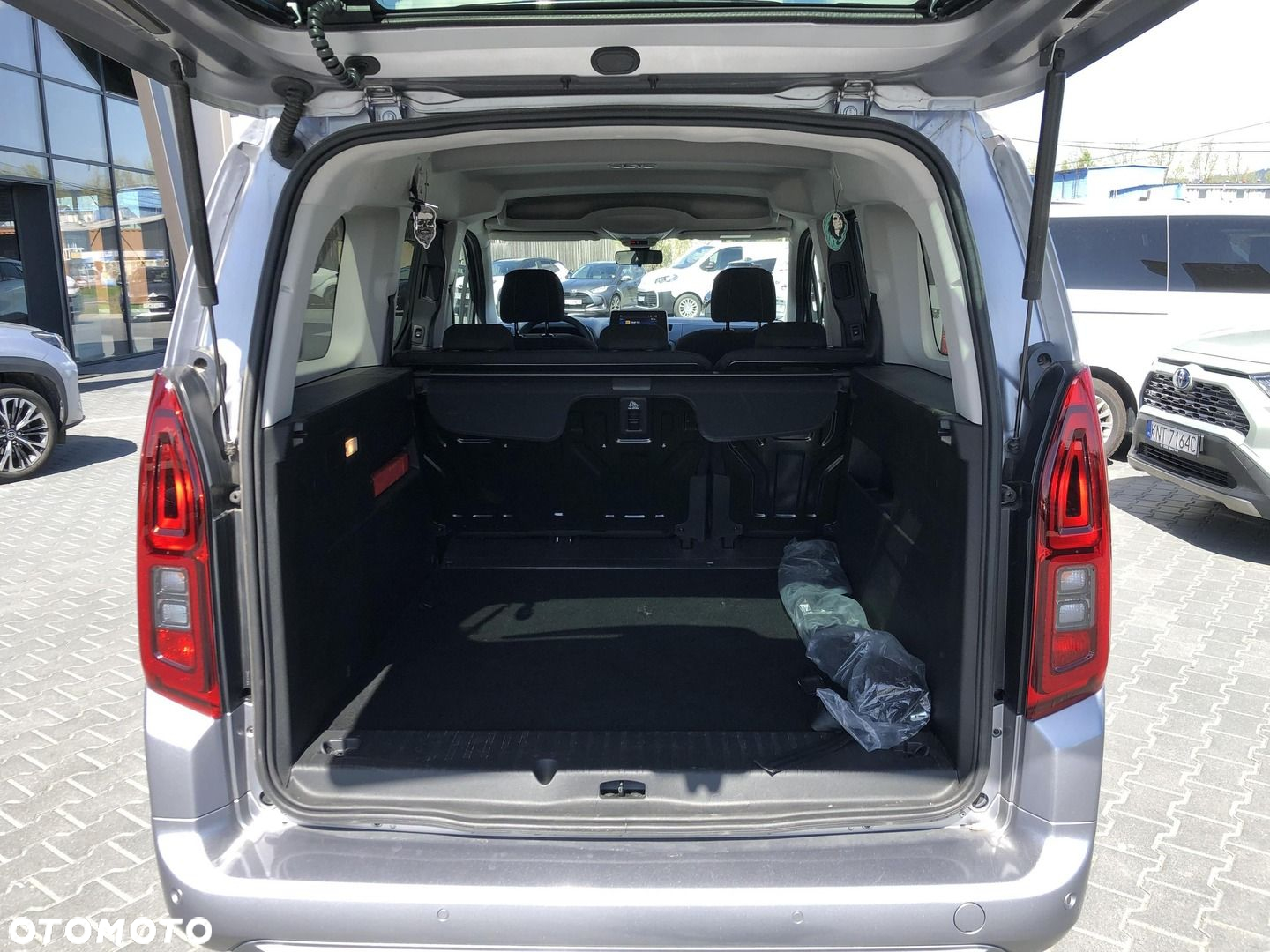 Toyota Proace City Verso Long 1.5 D-4D Business - 18
