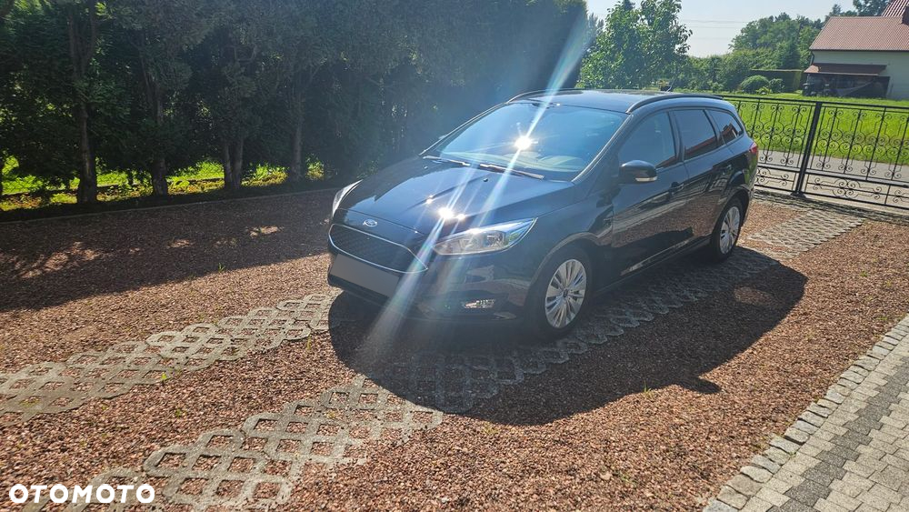 Ford Focus 1.0 EcoBoost Edition - 4