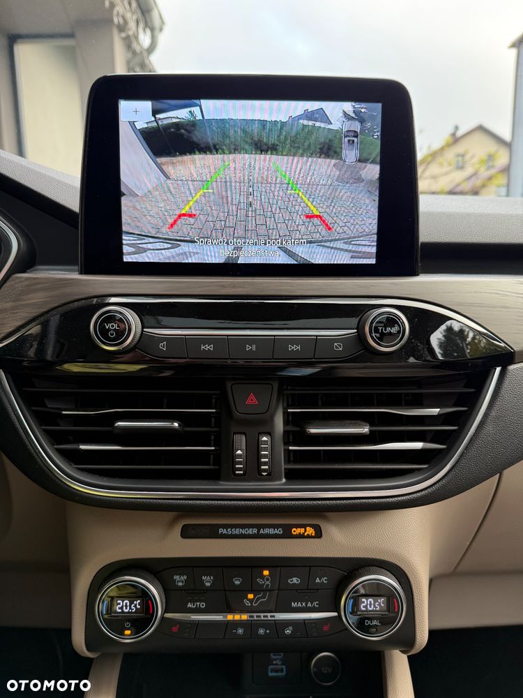 Ford Kuga 2.0 EcoBoost AWD ST-Line ASS - 17