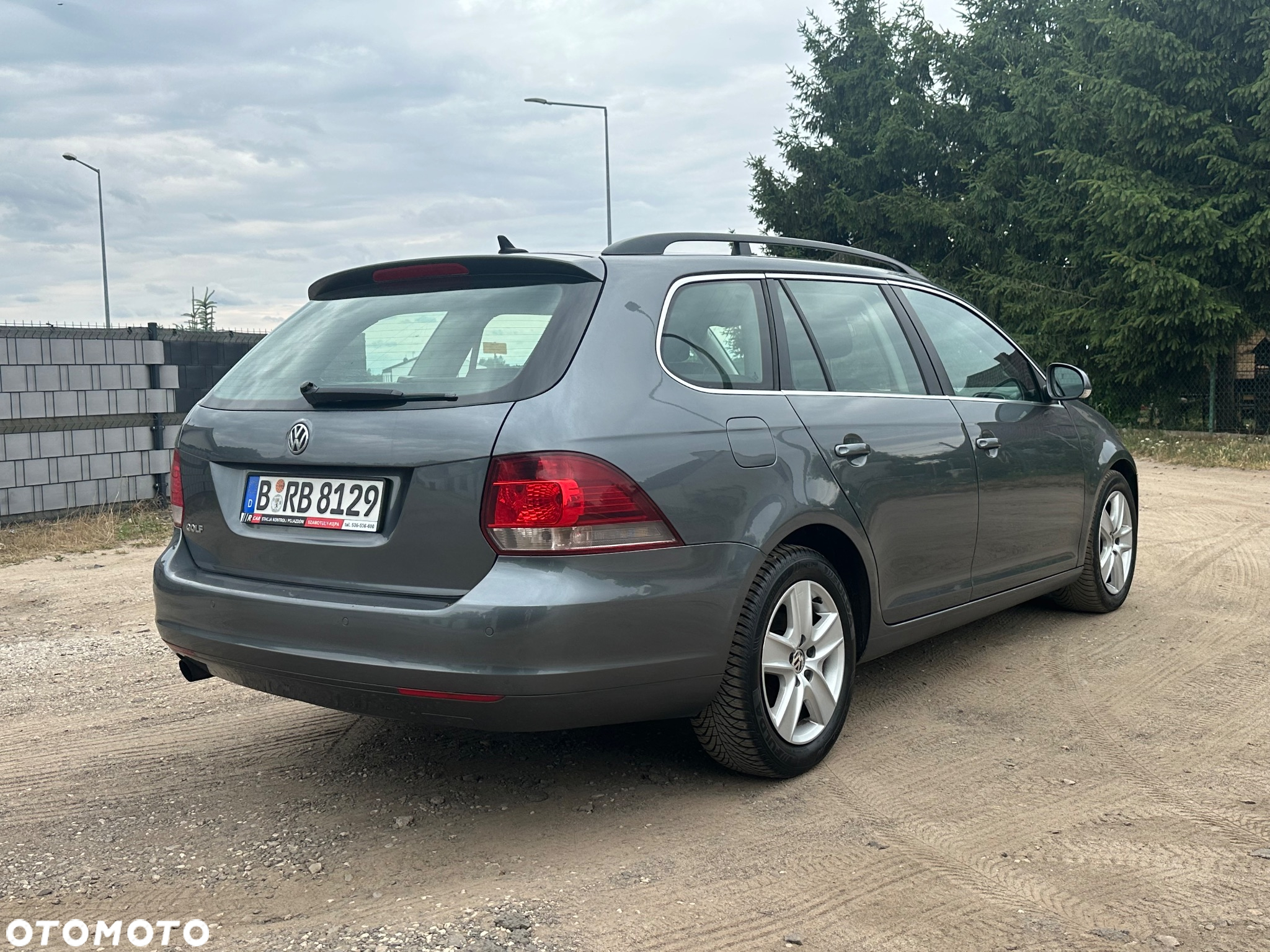 Volkswagen Golf 1.6 TDI DPF Style - 5