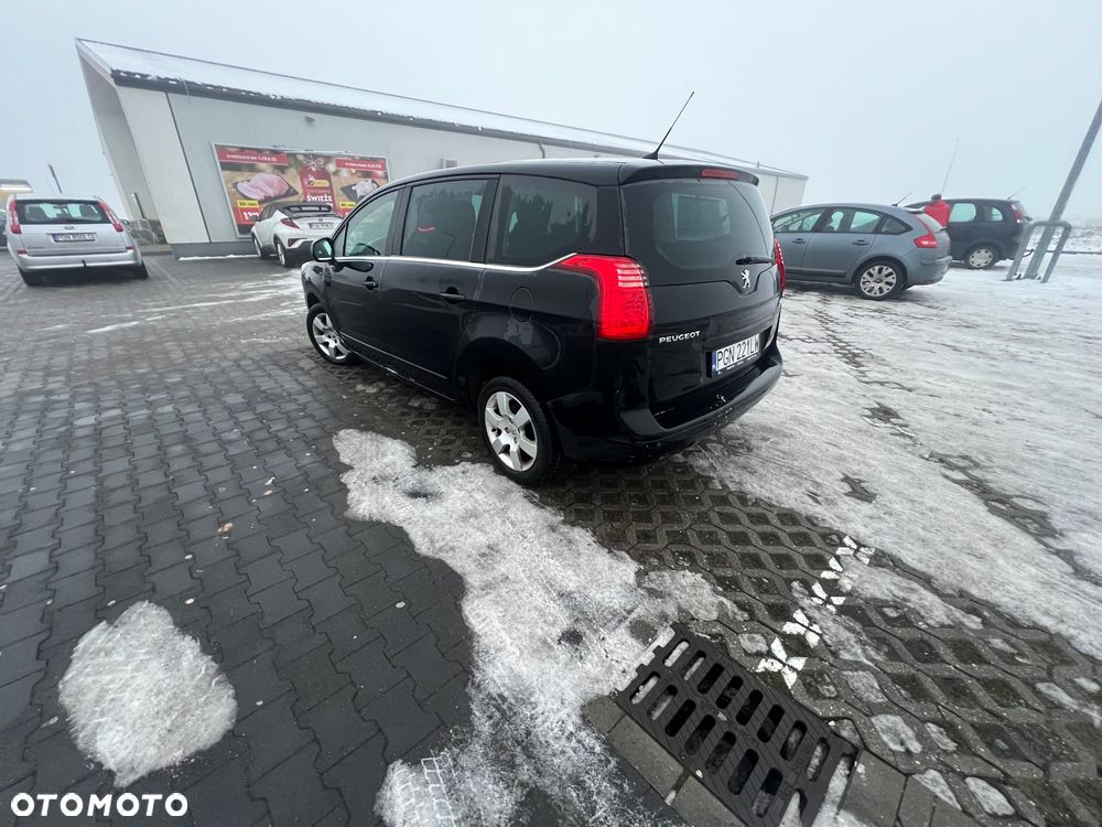 Peugeot 5008 - 4