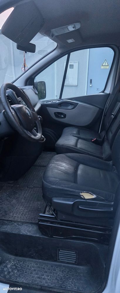 Renault Trafic Combi L1H1 8+1 Authentique - 8